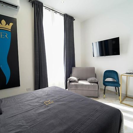 Élite Rooms Naples Extérieur photo