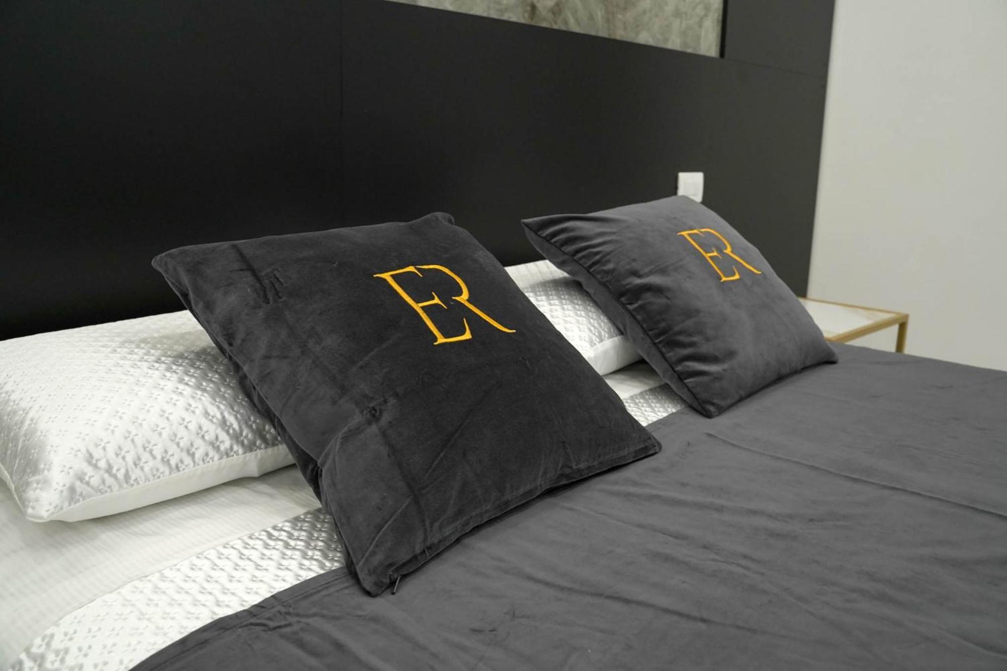 Élite Rooms Naples Extérieur photo