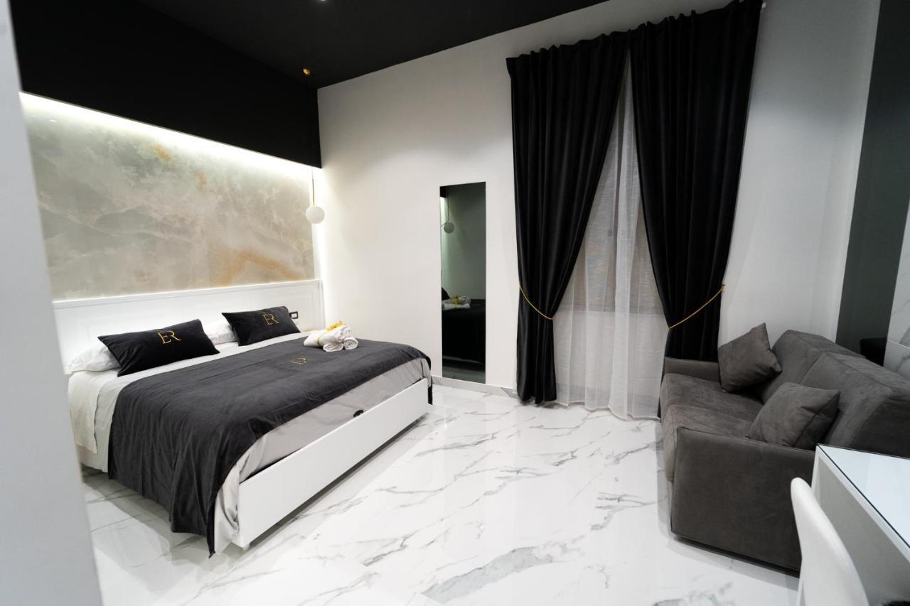 Élite Rooms Naples Extérieur photo