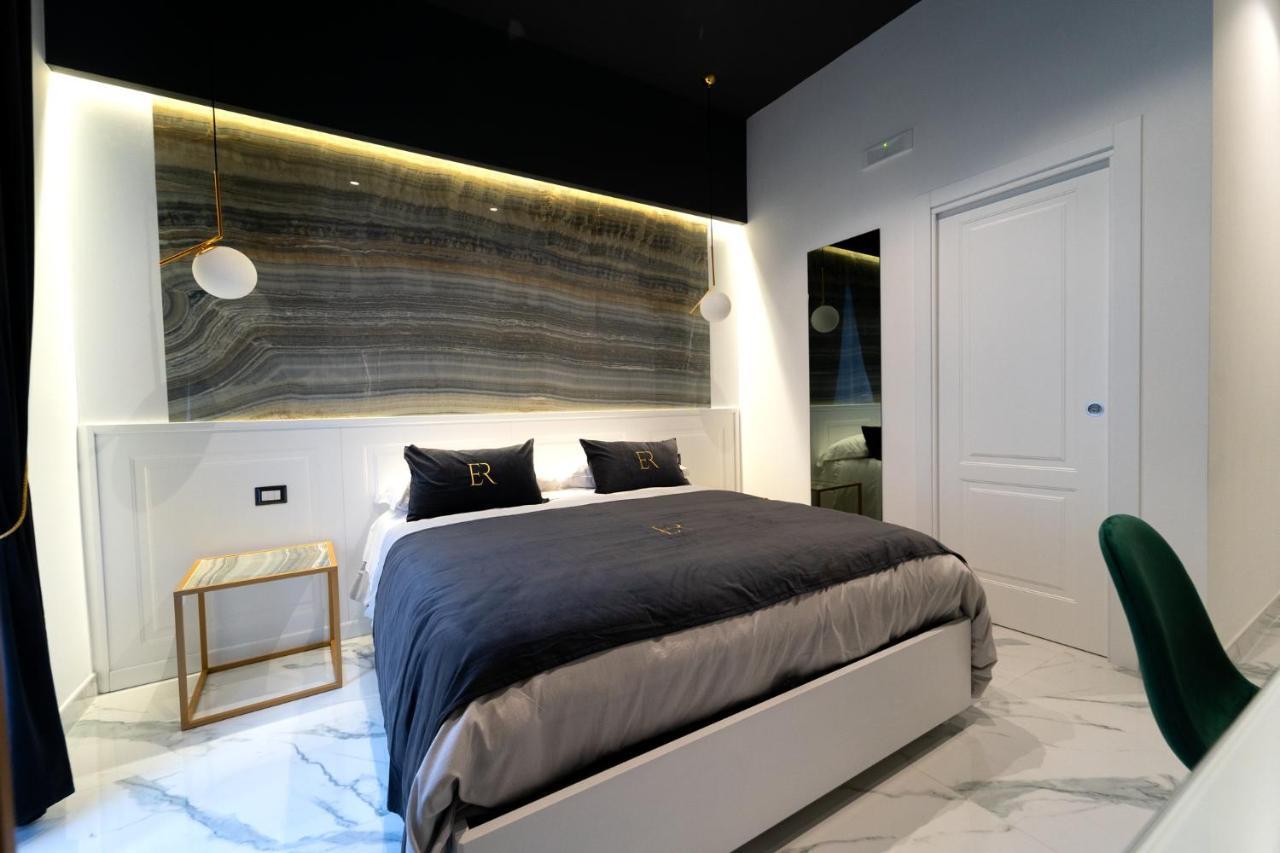 Élite Rooms Naples Extérieur photo